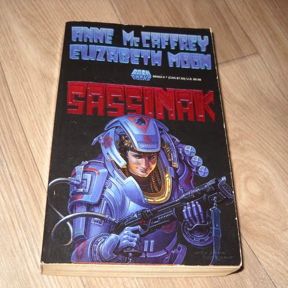 VINTAGE ANNE MCCAFFREY BOOKS - Picture 4 of 7